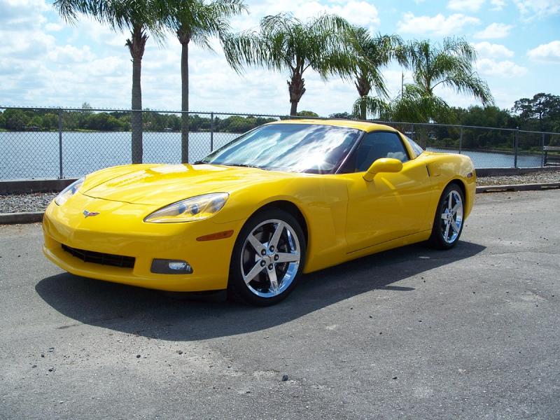 2008 **Velocity Yellow** Chevy Corvette Coupe