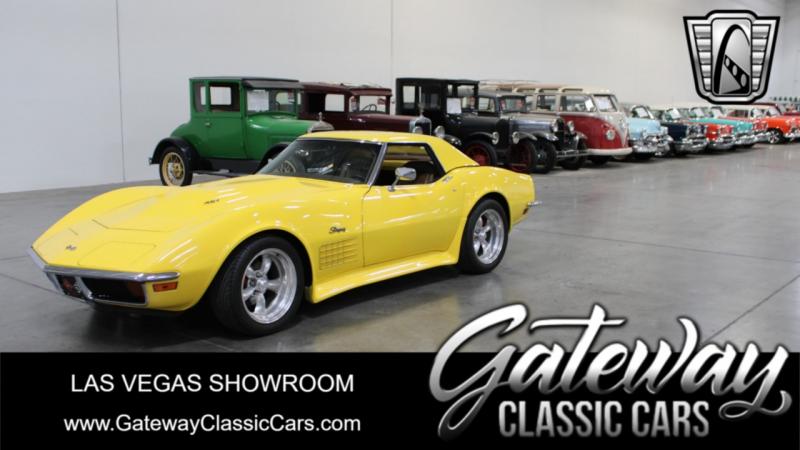 1972 Yellow Chevy Corvette HardTop