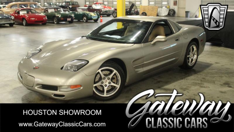 Gray 2000 Corvette Coupe id:91023
