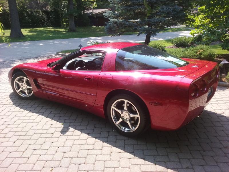 magnetic red 2001 Corvette Coupe id:86555
