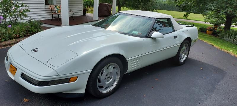 1991 White Chevy Corvette Convertible