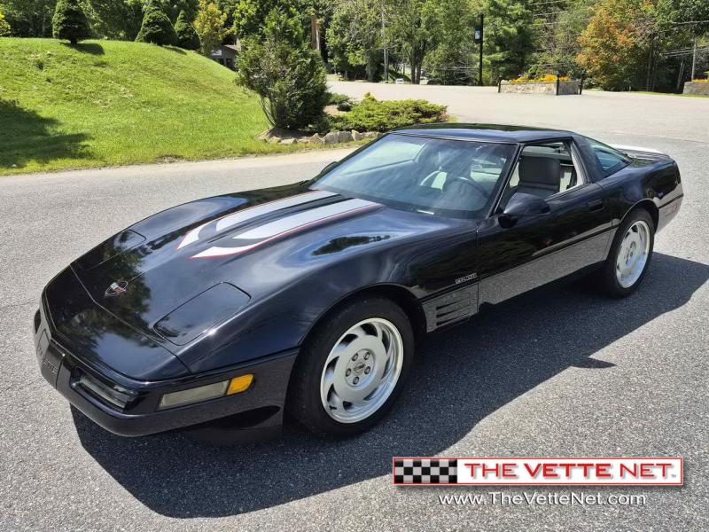 1992 Black Chevy Corvette Coupe