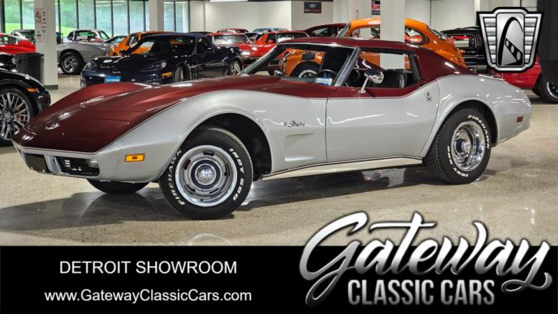 1974 Maroon/Silver Chevy Corvette T-Top