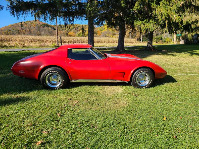1976 Red Chevy Corvette T-Top