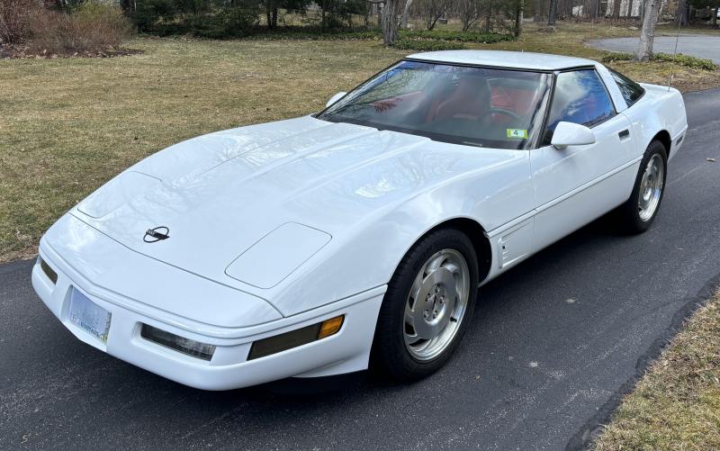 White 1996 Corvette Coupe id:91098