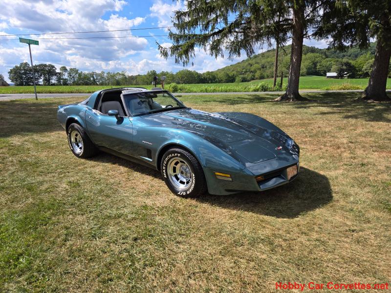 1982 Blue Chevy Corvette T-Top