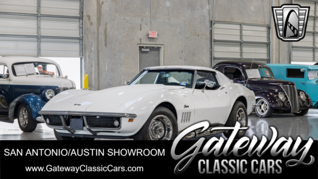 1969 White Chevy Corvette T-Top