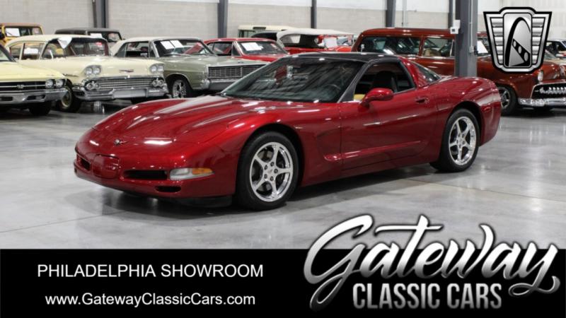 2000  RED Chevy Corvette Coupe
