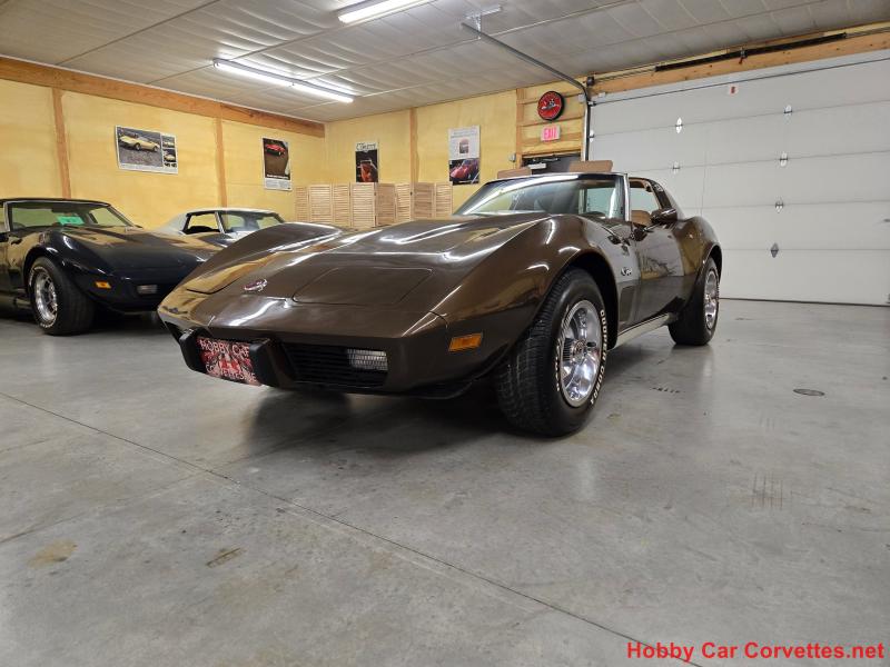 1976 Brown Chevy Corvette T-Top