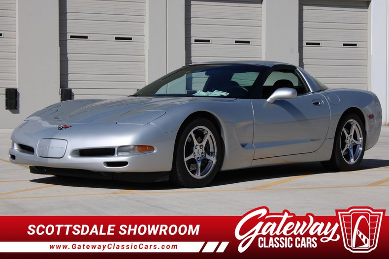 1998 Silver Chevy Corvette Coupe