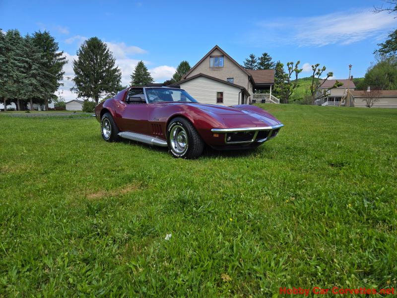 1969 Burgundy Chevy Corvette Coupe