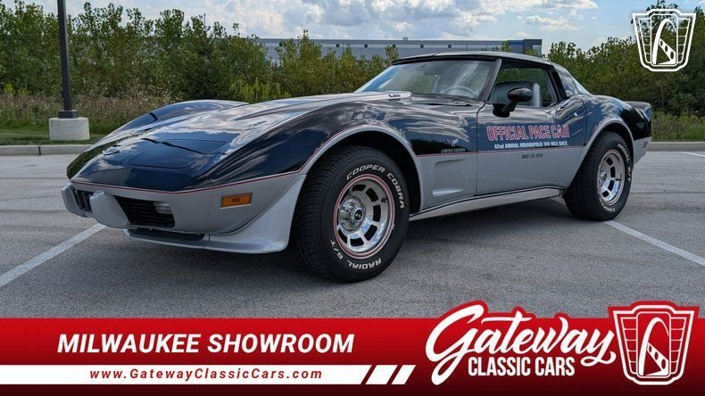 1978 Black/silver Chevy Corvette T-Top