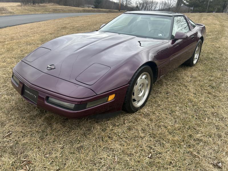1995 Purple Chevy Corvette Coupe