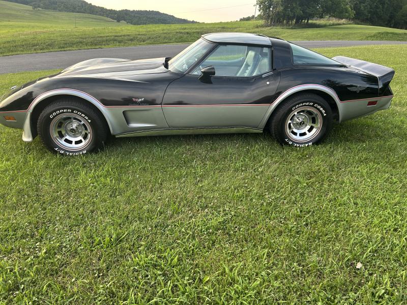 1978 Silver & Black Chevy Corvette T-Top