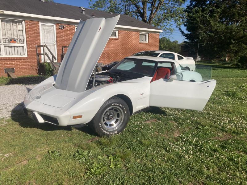 White 1978 Corvette Coupe id:90885