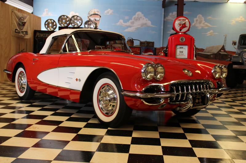 1960 Red/White Chevy Corvette Convertible