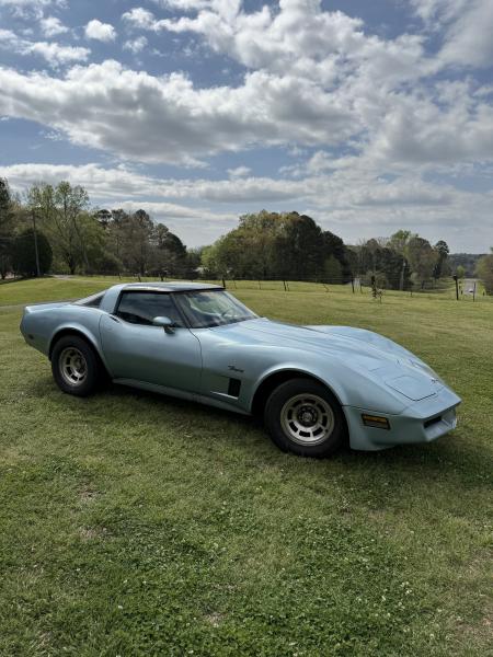 1982 Blue Chevy Corvette T-Top