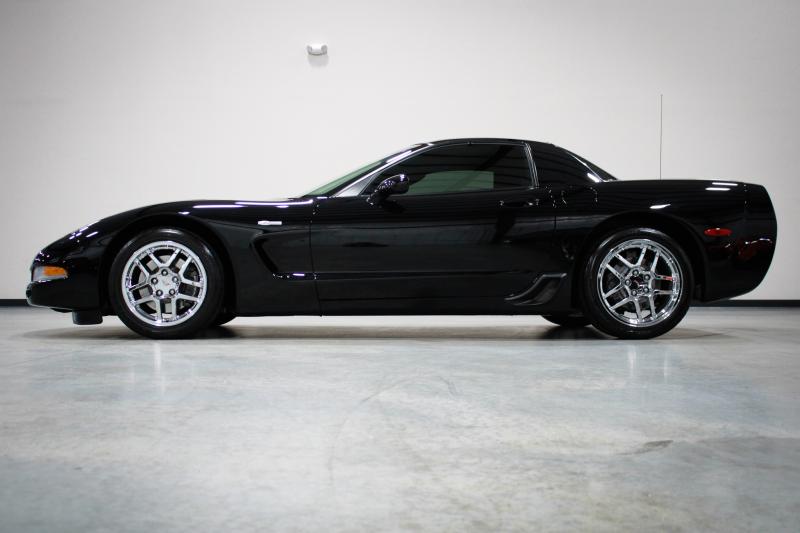 BLACK 2003 Corvette Coupe id:87497